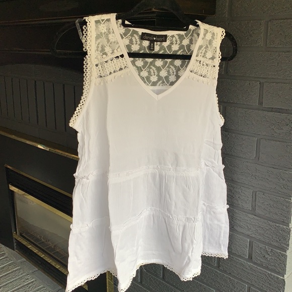 White Lace-Yoke Tiered Tank - Picture 4 of 6